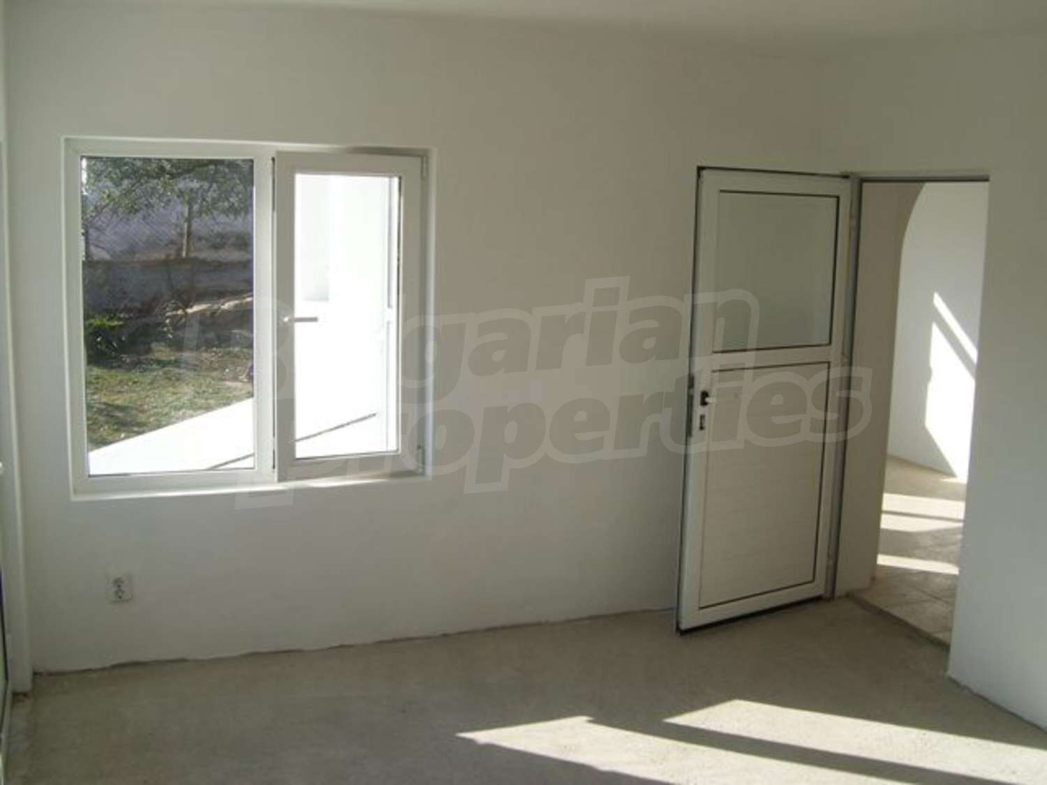 Gallery Picture 10