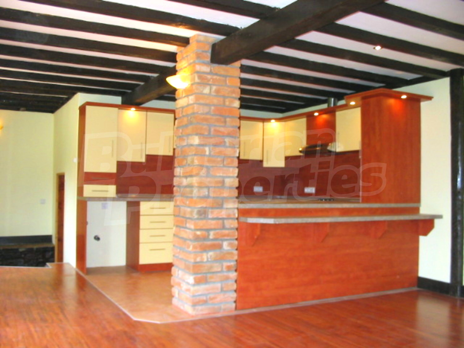 Gallery Picture 6