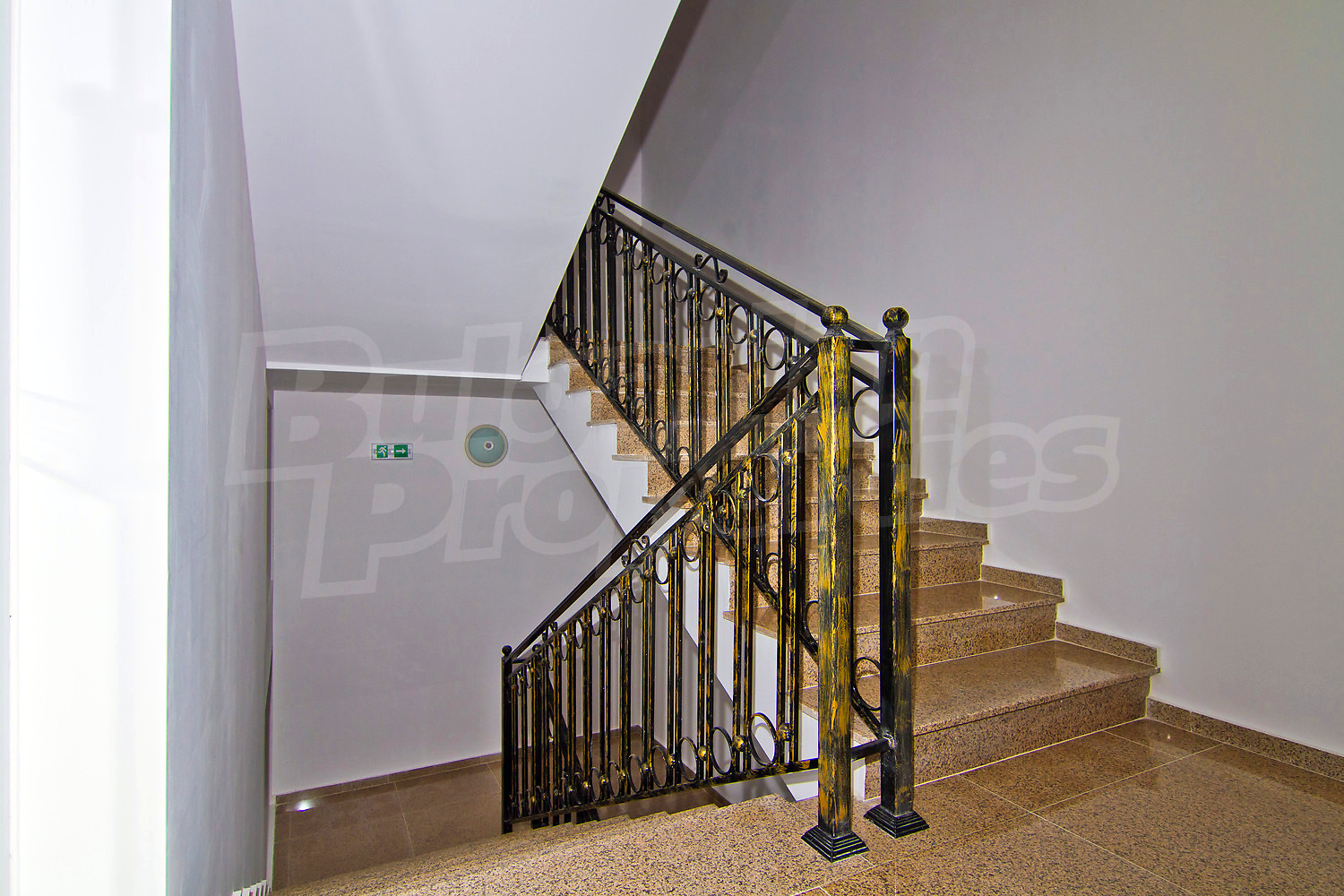 Gallery Picture 21