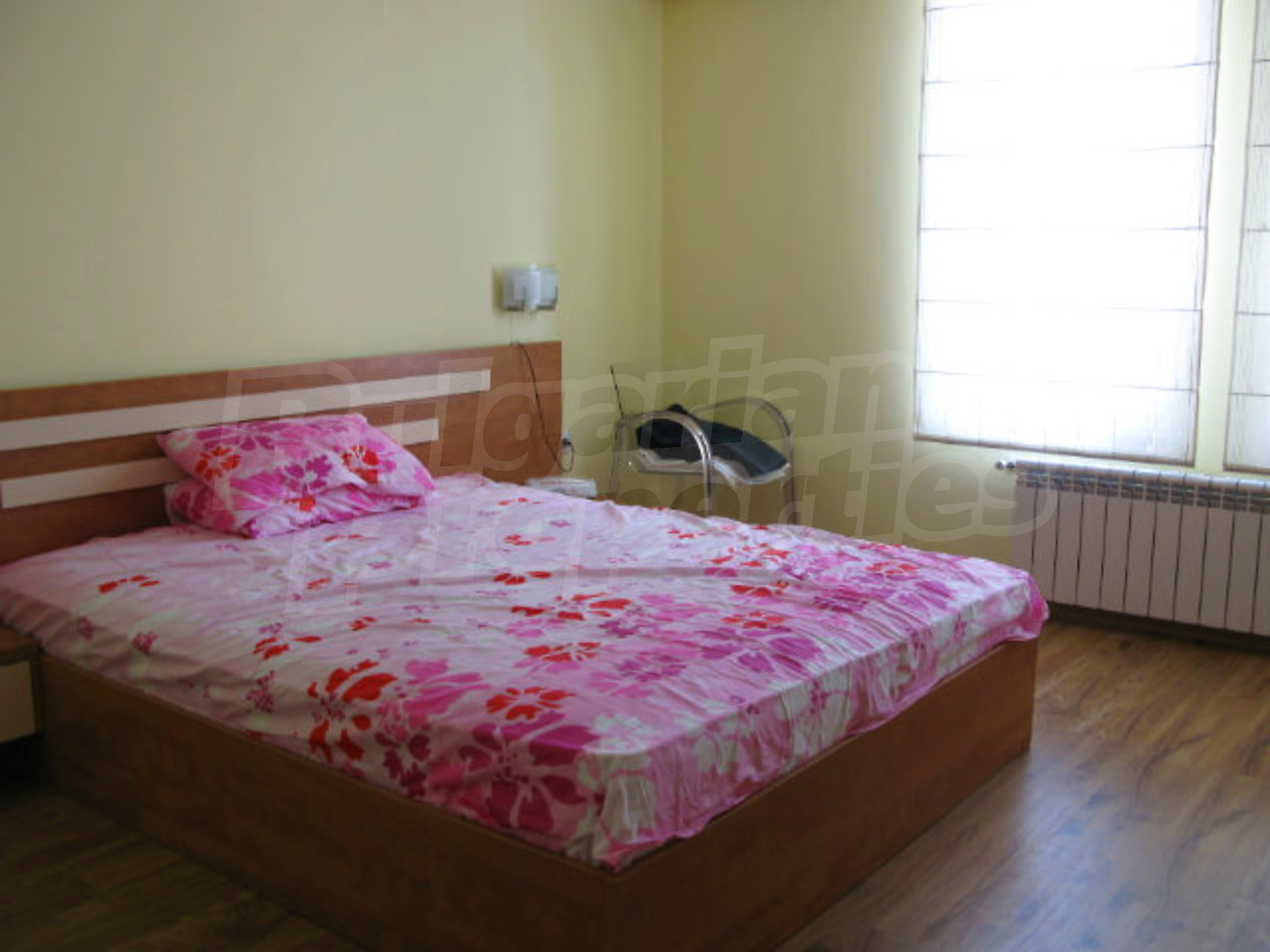 Gallery Picture 33