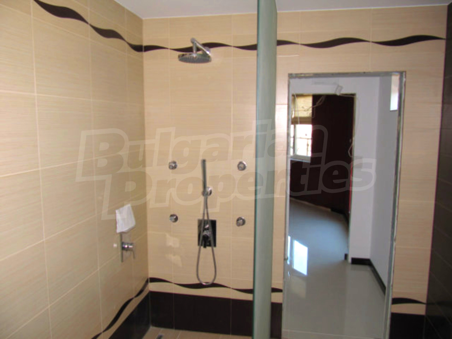 Gallery Picture 20