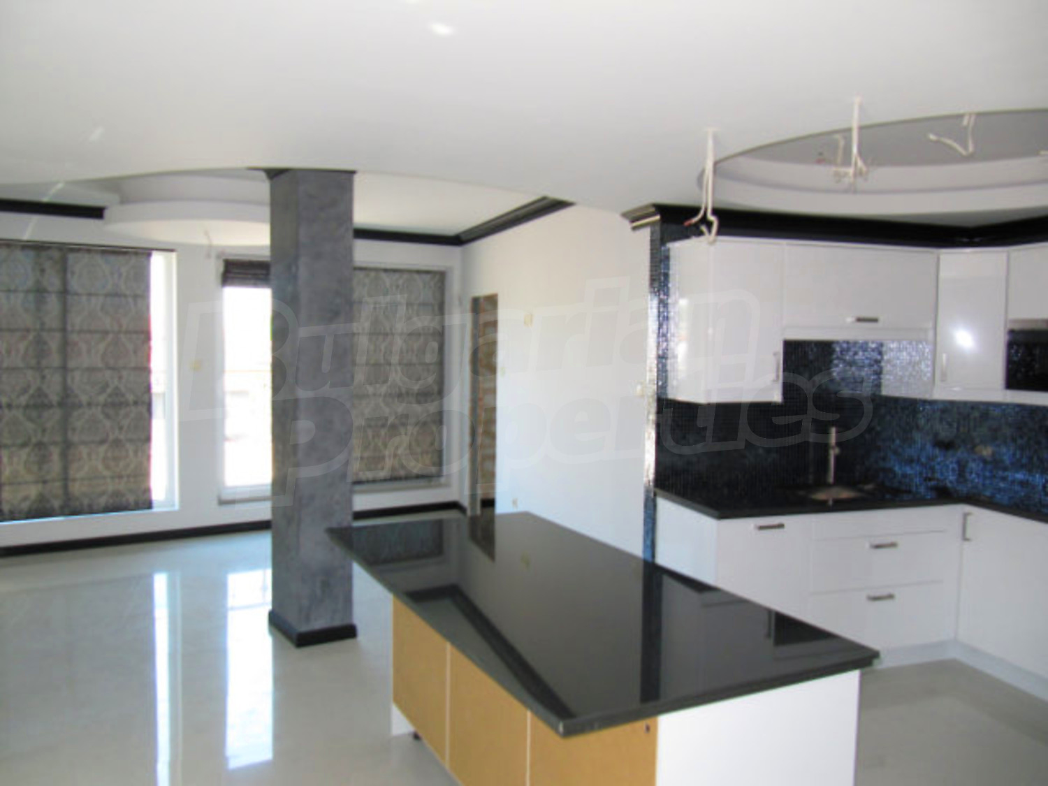 Gallery Picture 7