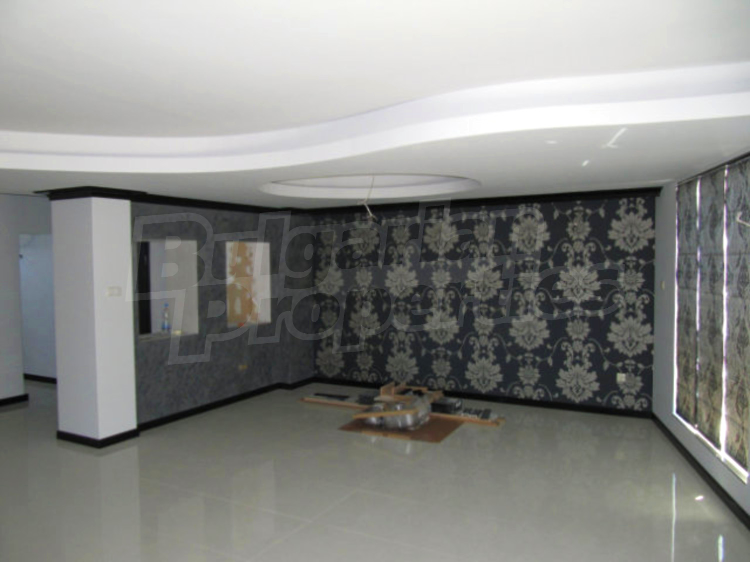 Gallery Picture 9