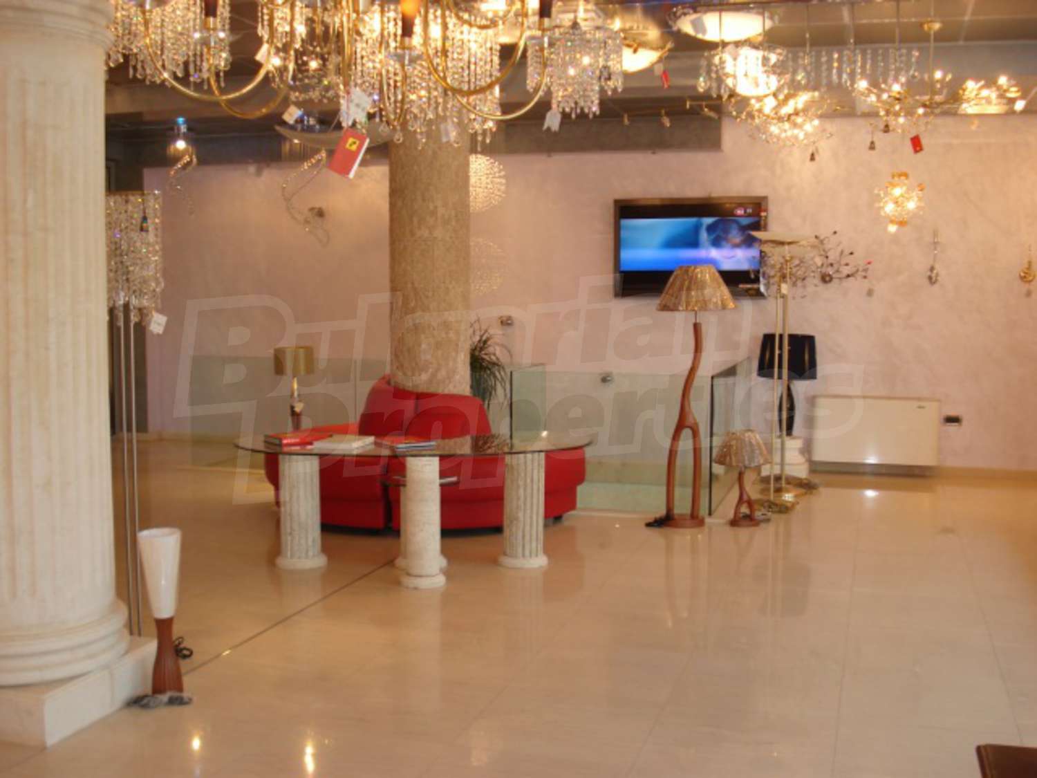 Gallery Picture 10