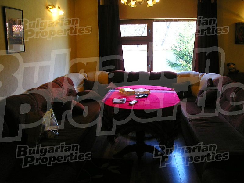 Gallery Picture 6