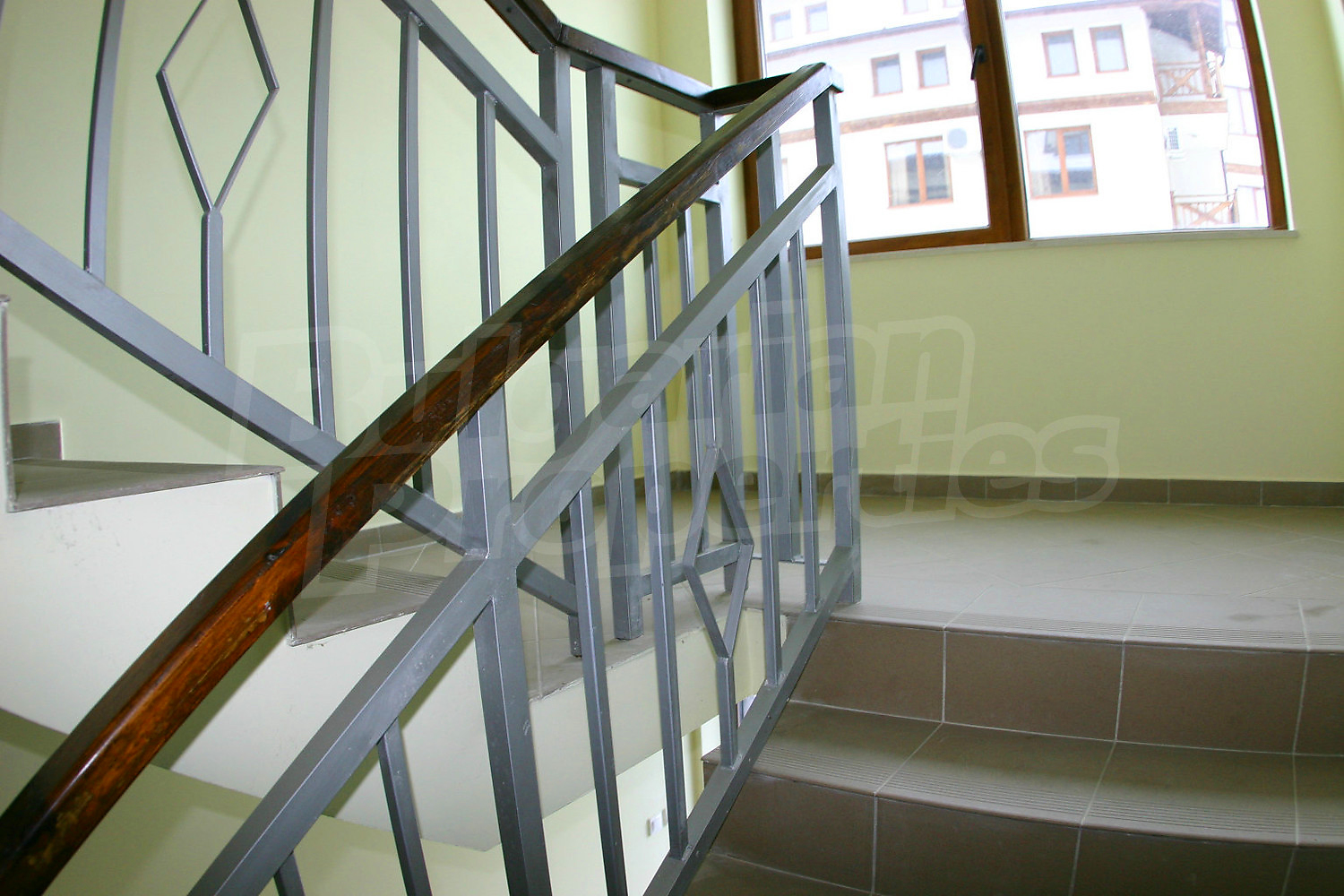 Gallery Picture 24