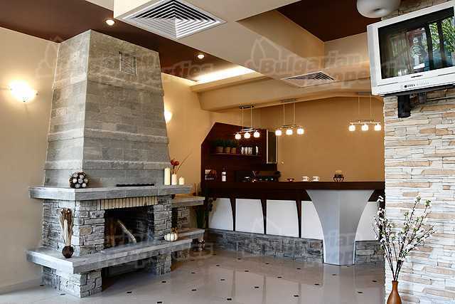 Gallery Picture 9