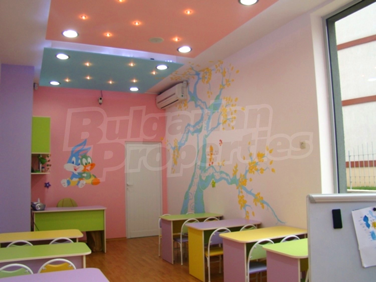 Gallery Picture 10