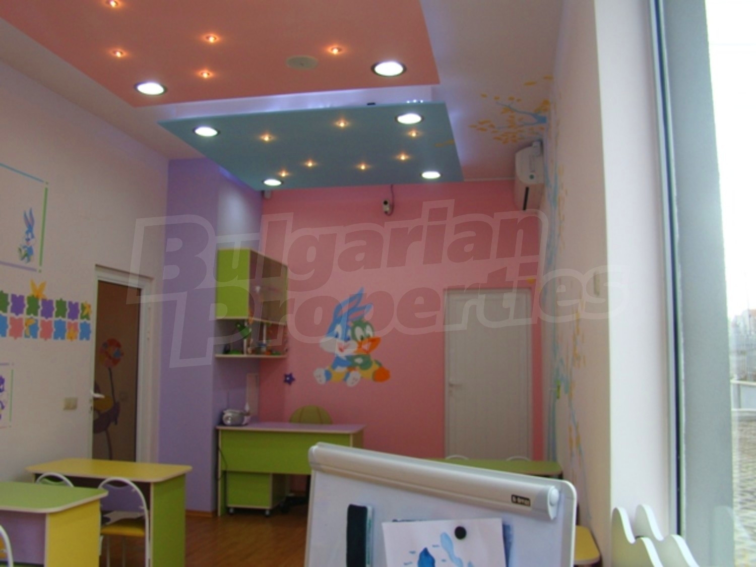 Gallery Picture 8