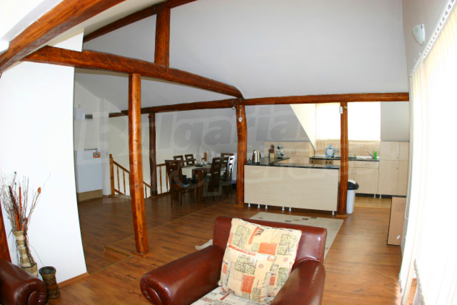 Gallery Picture 6