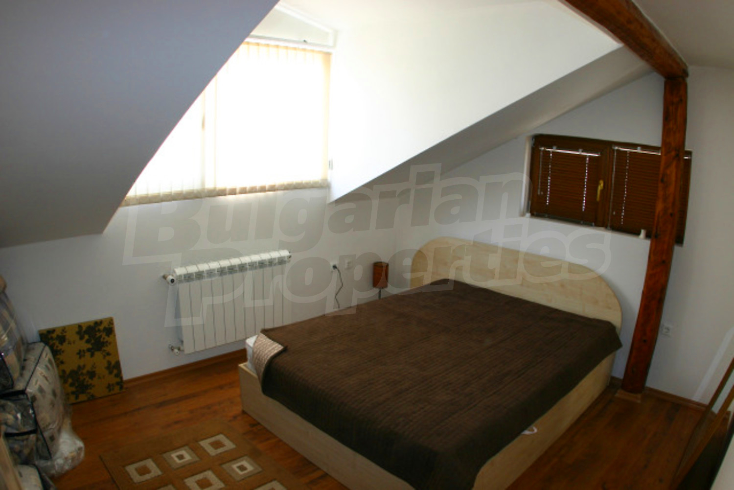 Gallery Picture 9