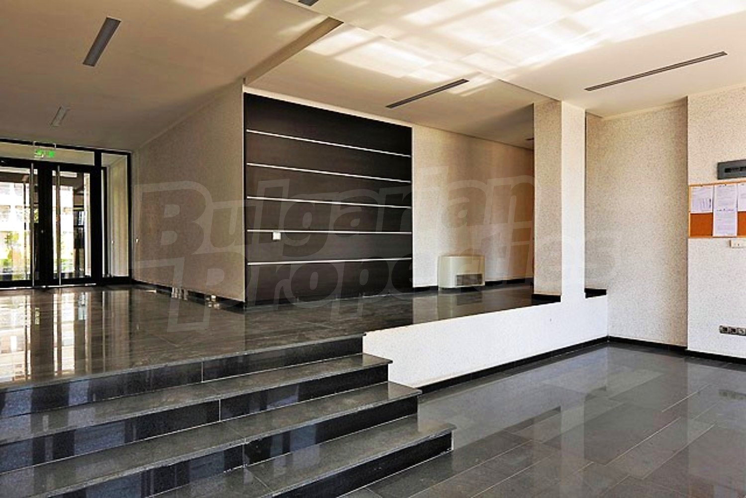 Gallery Picture 15