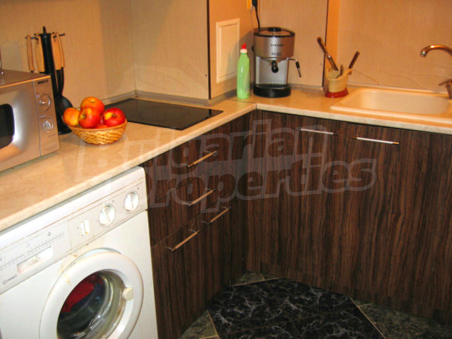 Gallery Picture 14