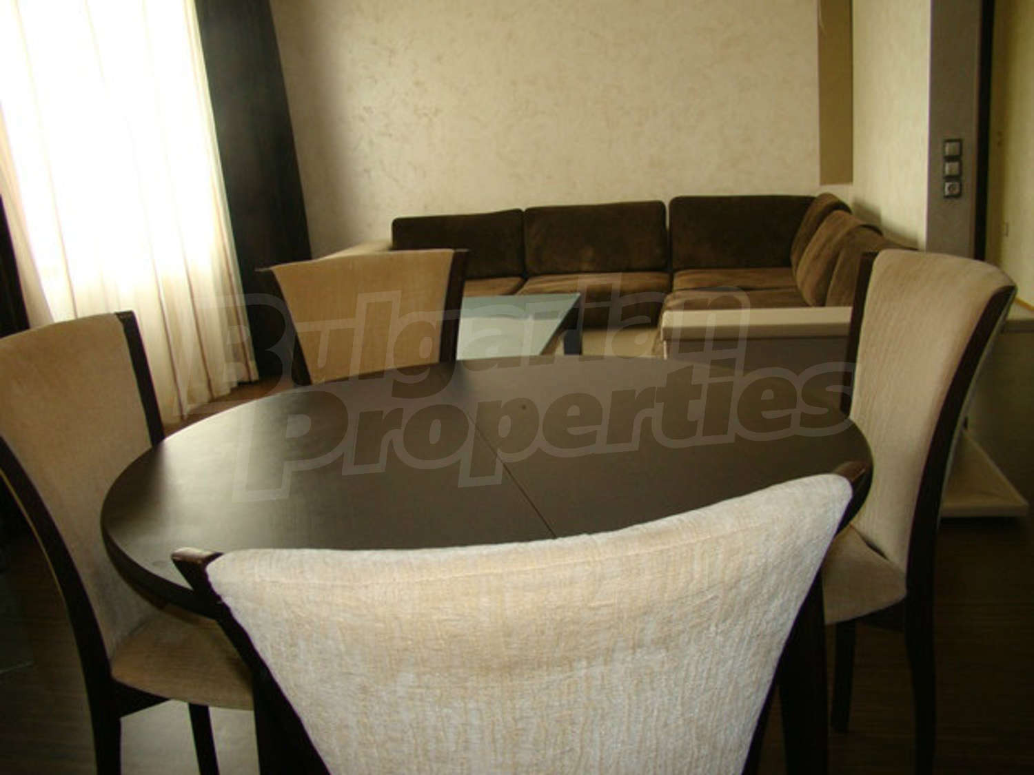 Gallery Picture 3