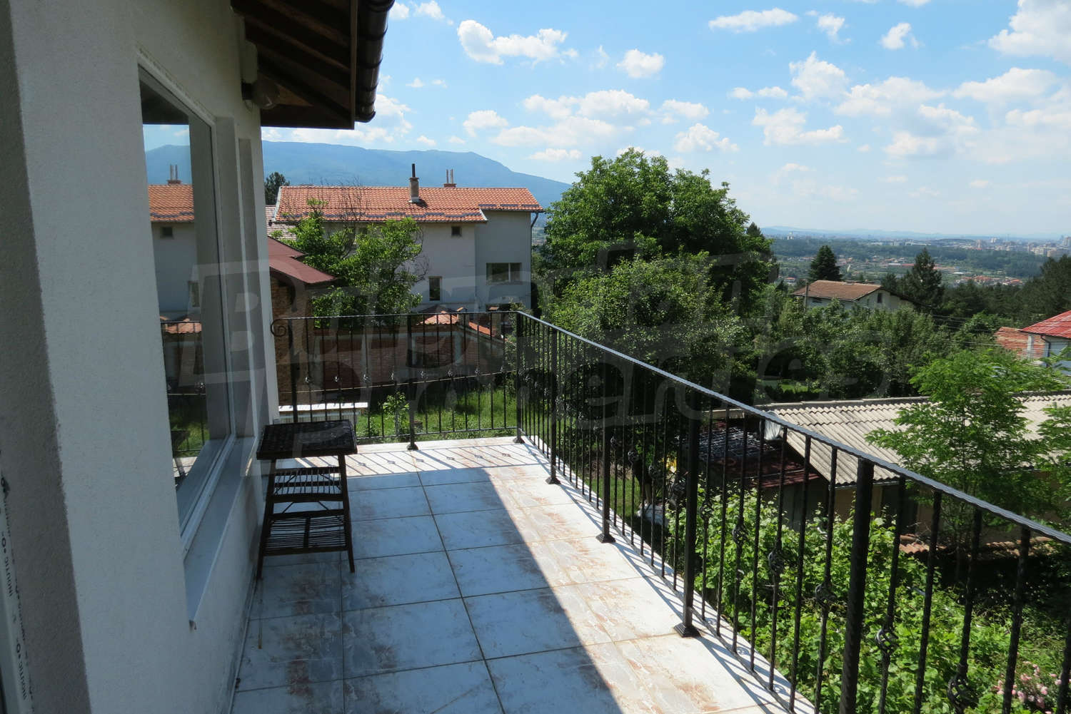 House for rent near Sofia, Bulgaria. Modern, fully furnished 2storey