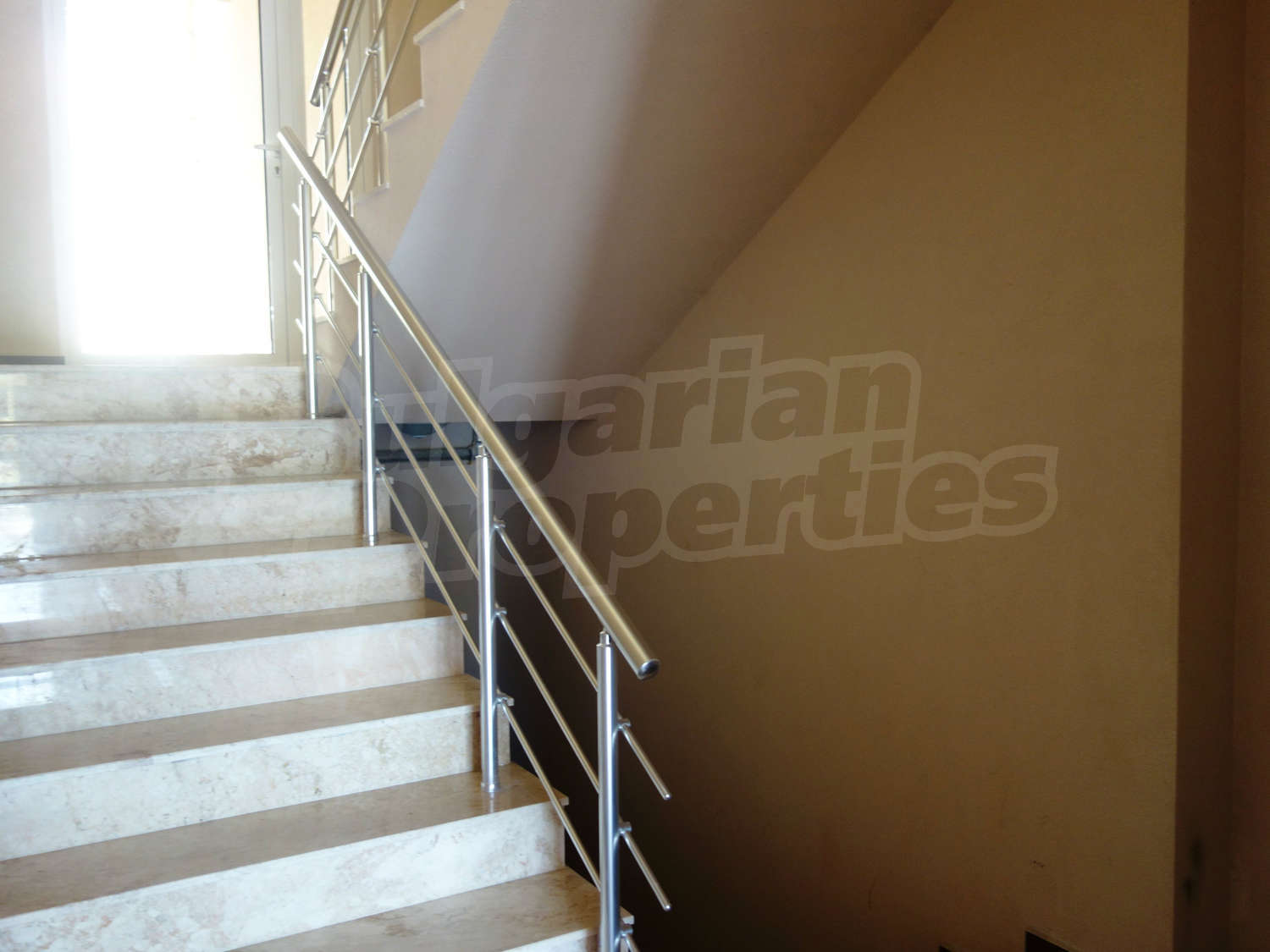 Gallery Picture 24