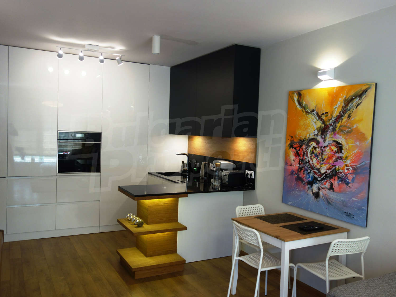 Gallery Picture 8