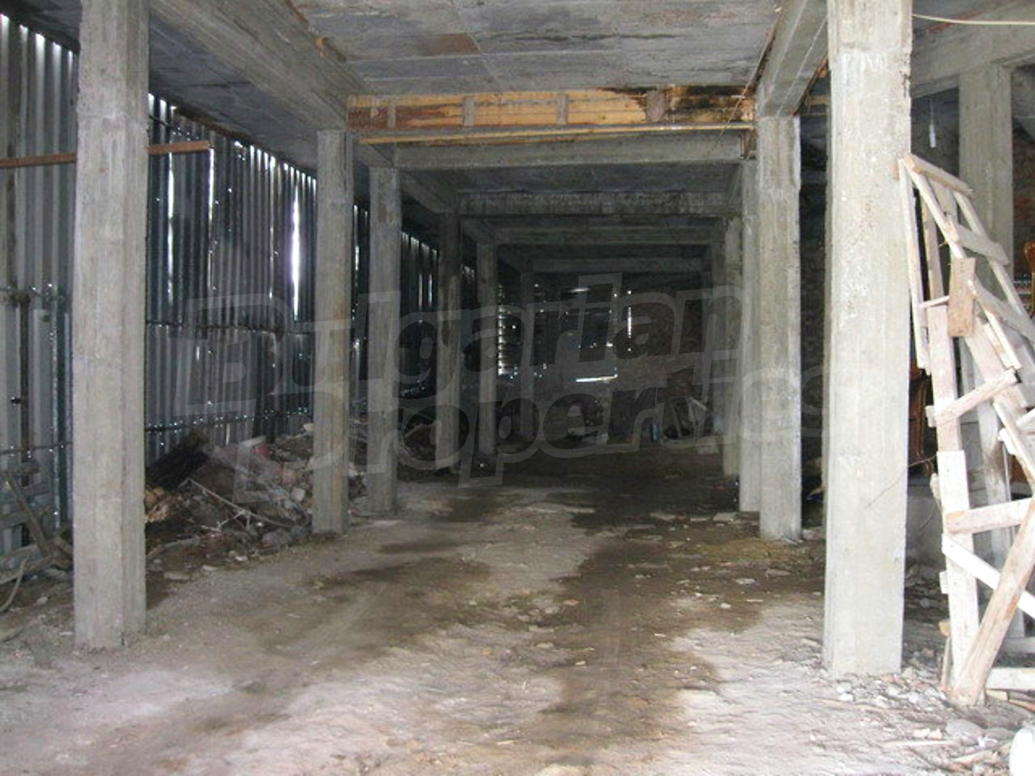 Gallery Picture 12