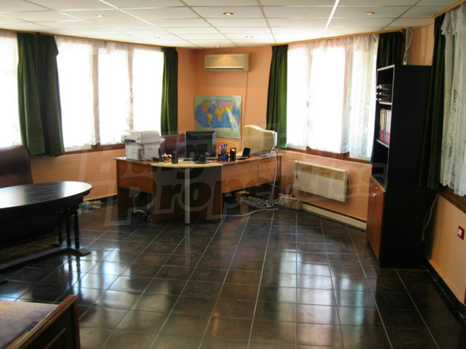 Gallery Picture 19