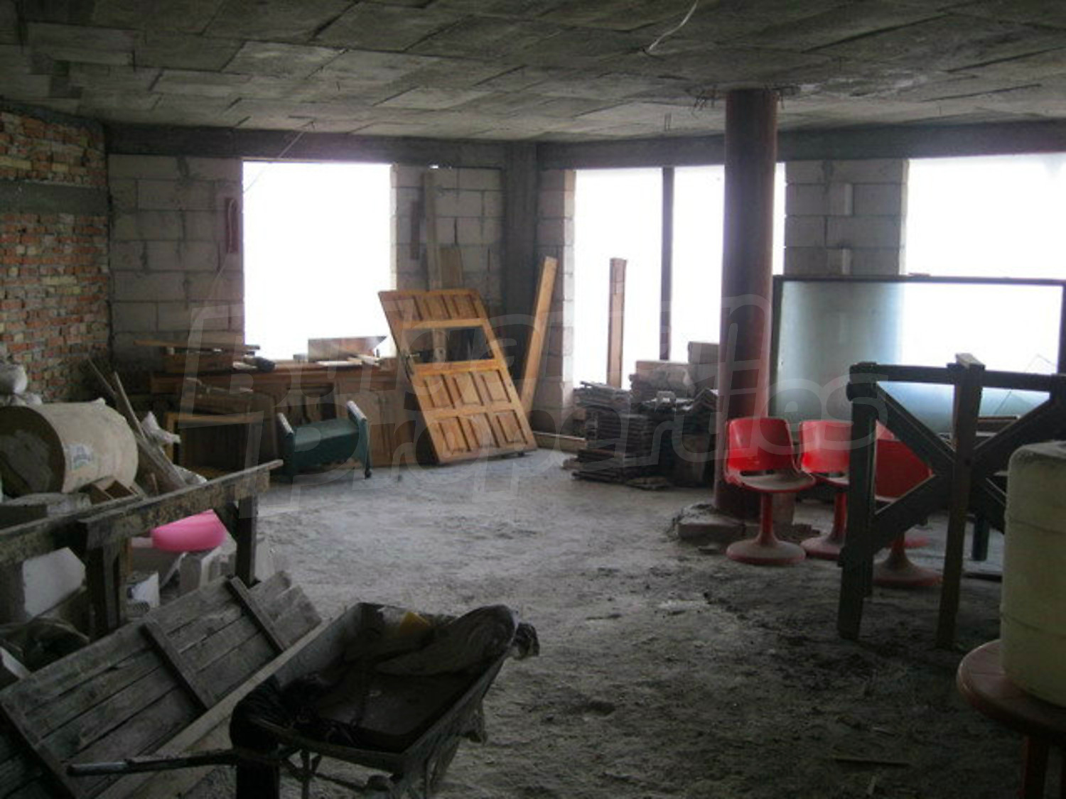 Gallery Picture 26