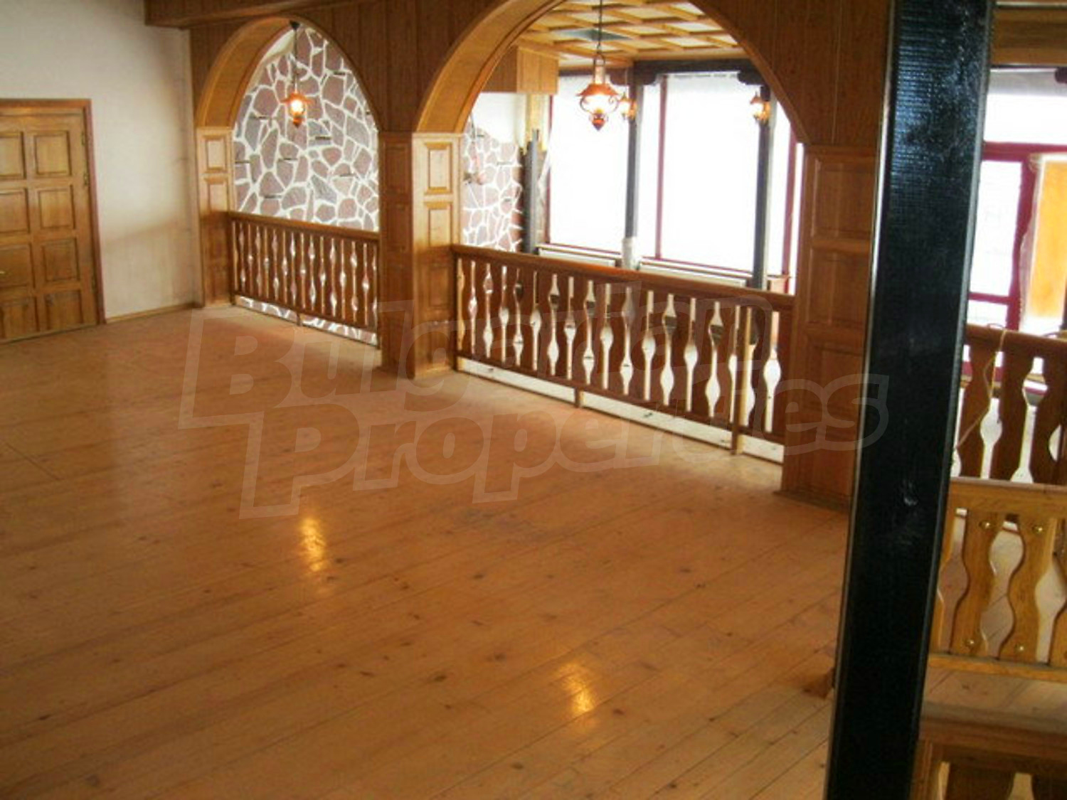 Gallery Picture 64
