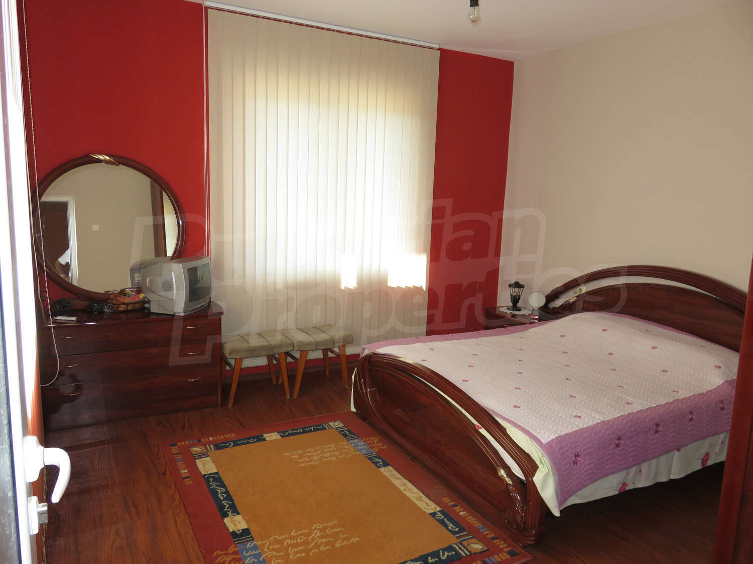 Gallery Picture 15