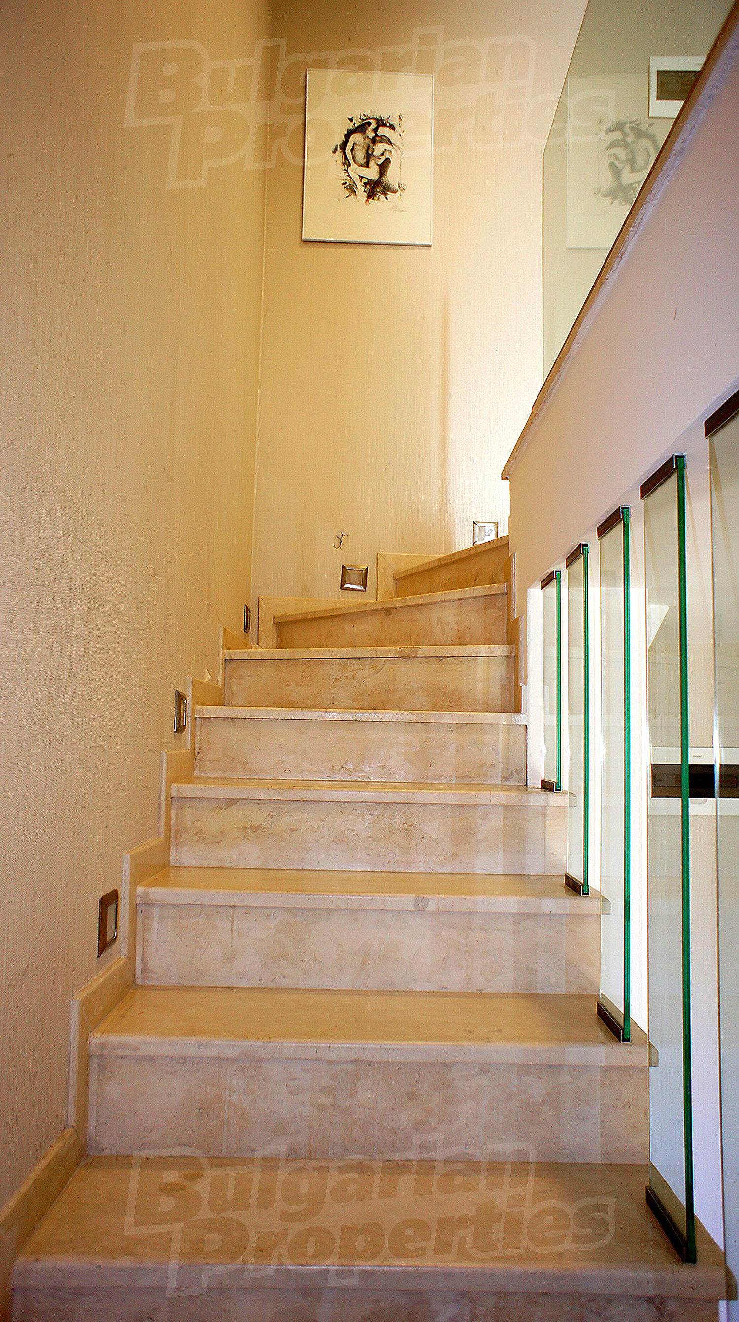 Gallery Picture 11