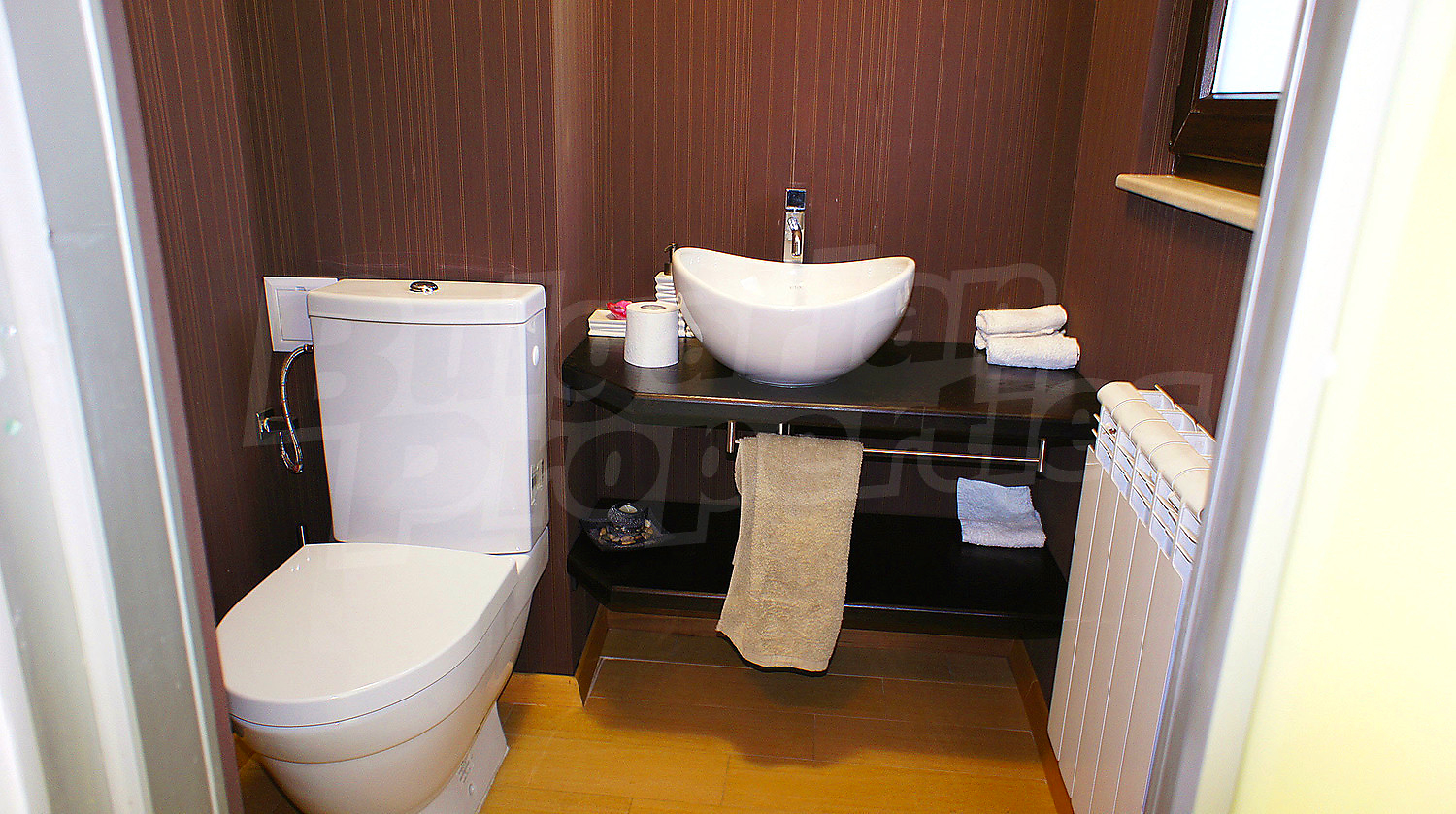 Gallery Picture 34