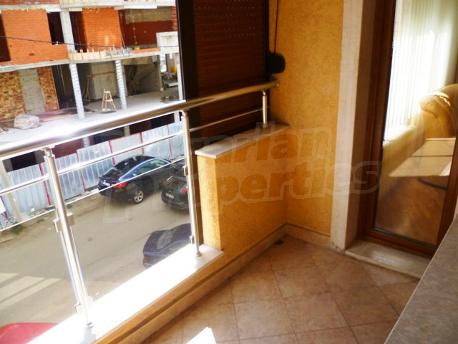 Gallery Picture 17
