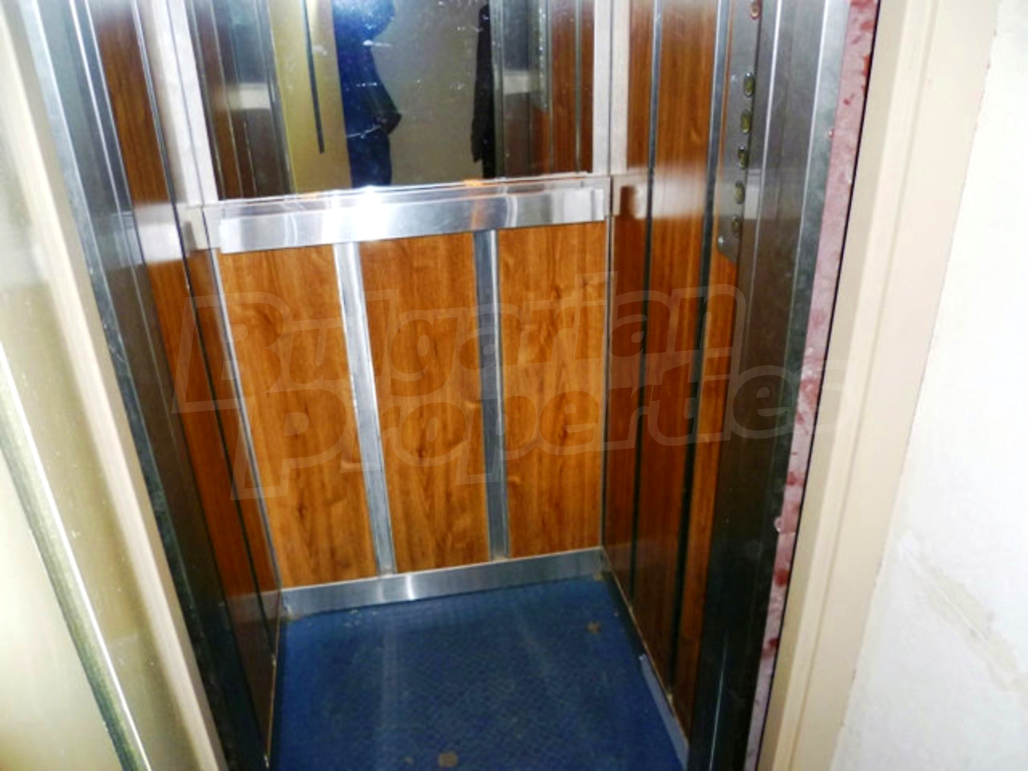 Gallery Picture 24
