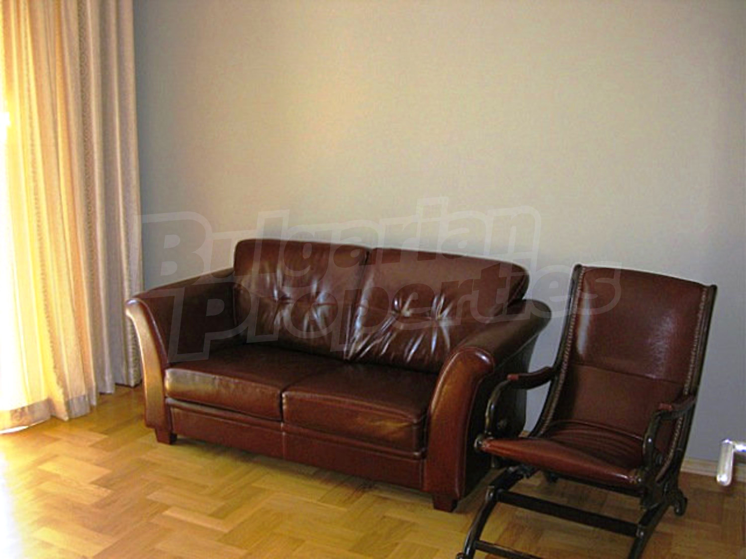 Gallery Picture 13