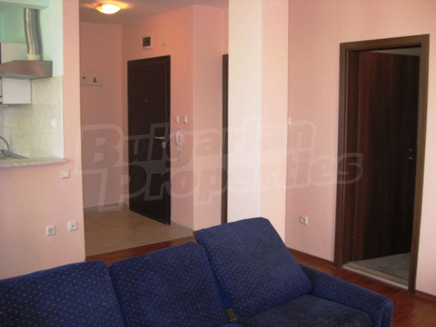 Gallery Picture 4