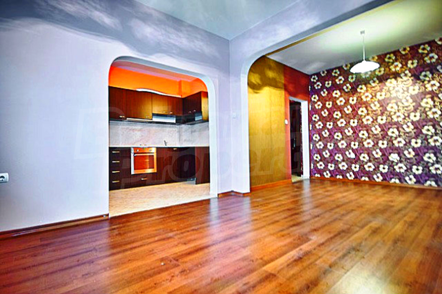 Gallery Picture 3
