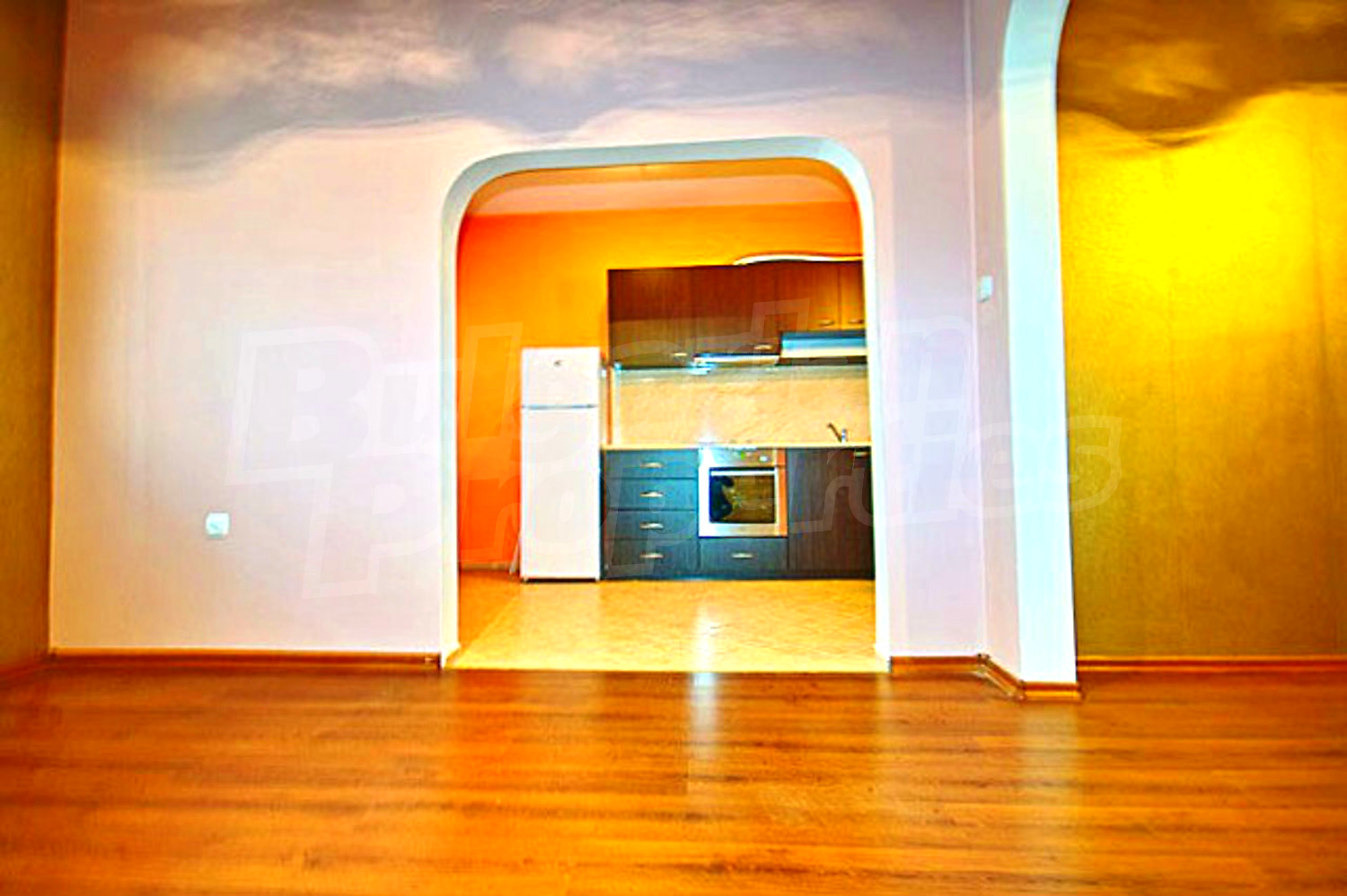 Gallery Picture 4