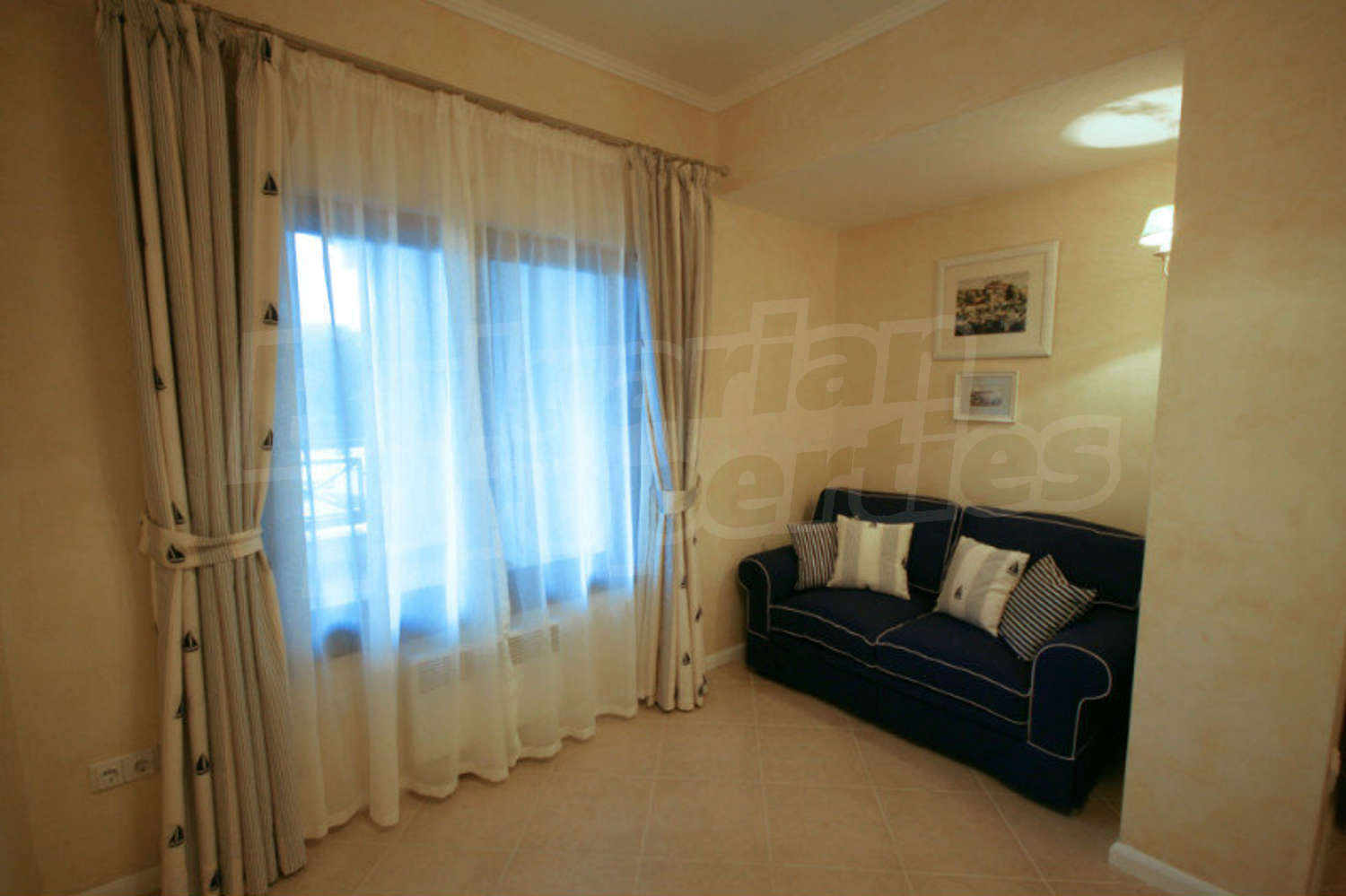 Gallery Picture 12