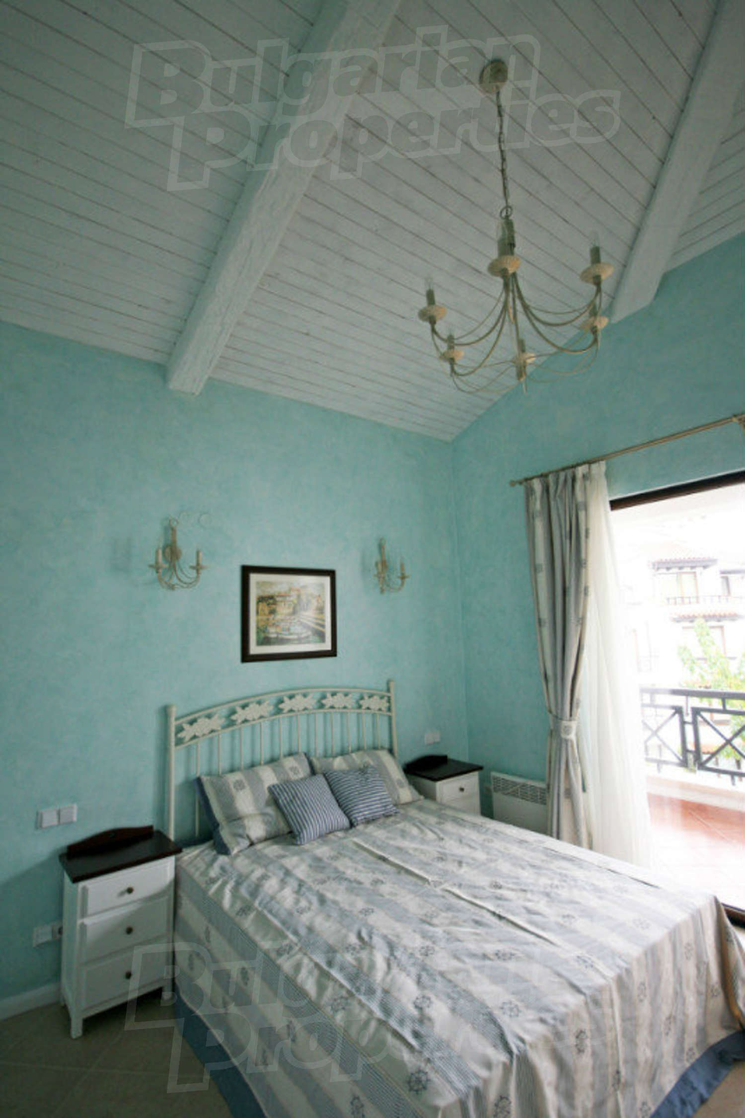 Gallery Picture 9