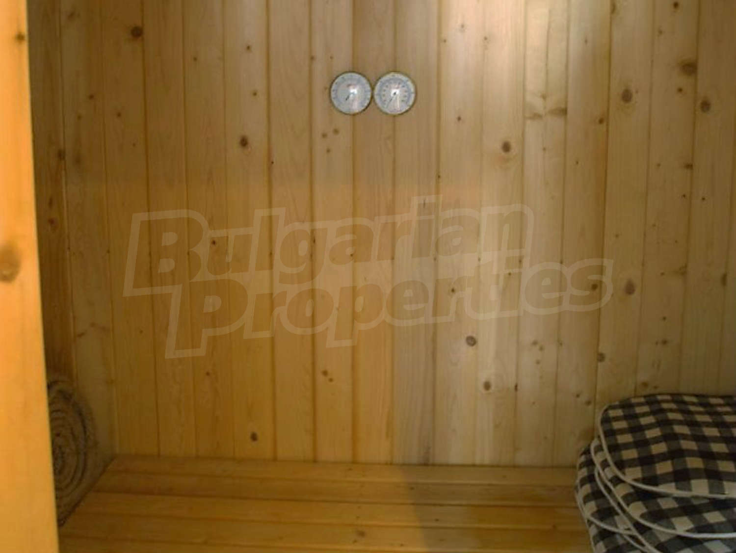 Gallery Picture 12