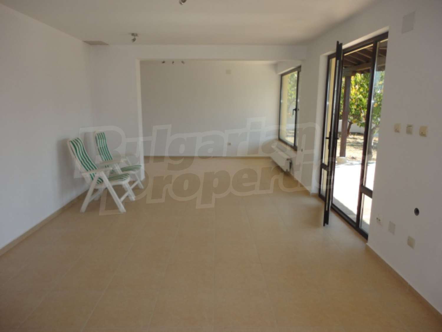 Gallery Picture 15