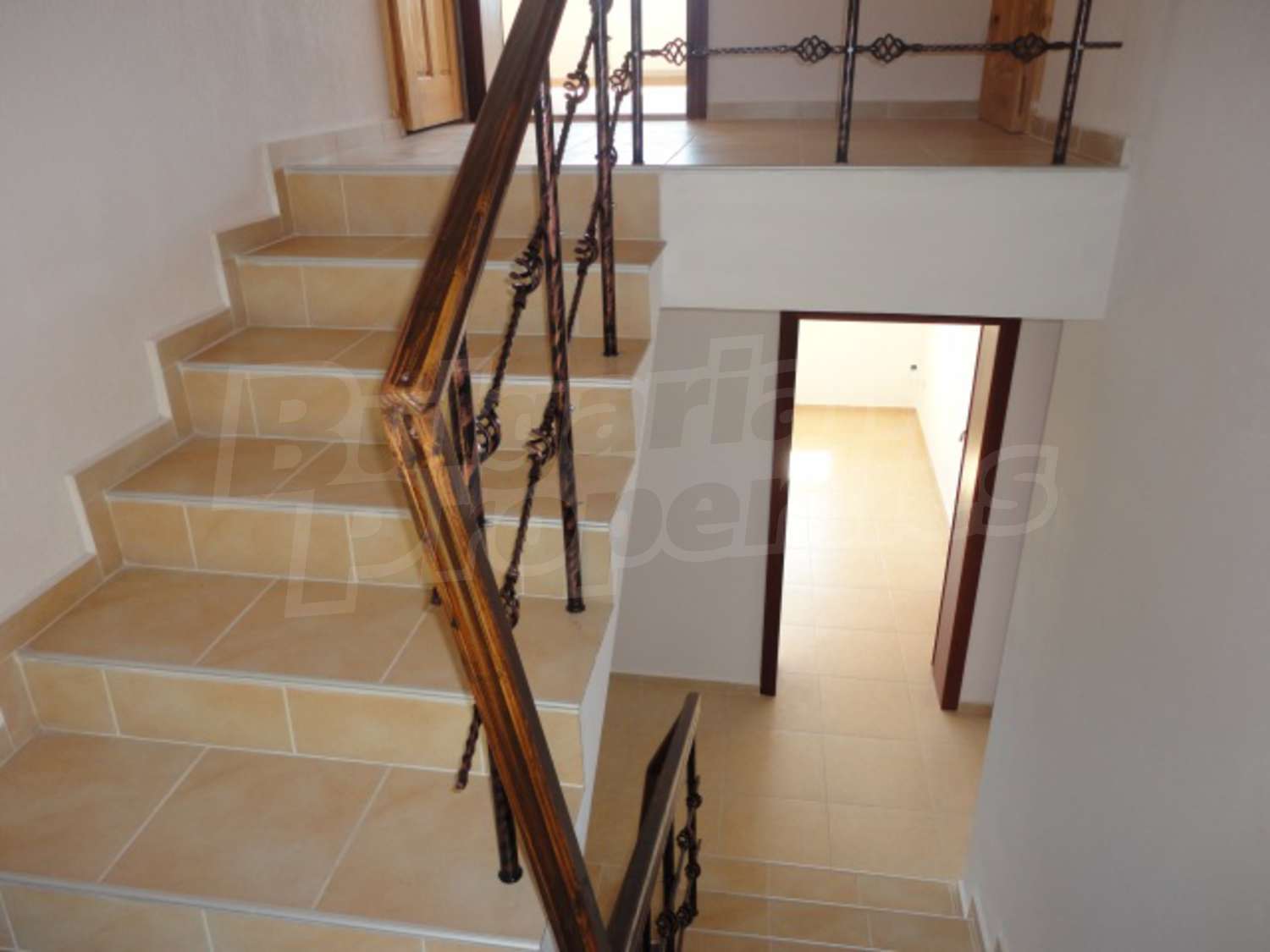 Gallery Picture 44
