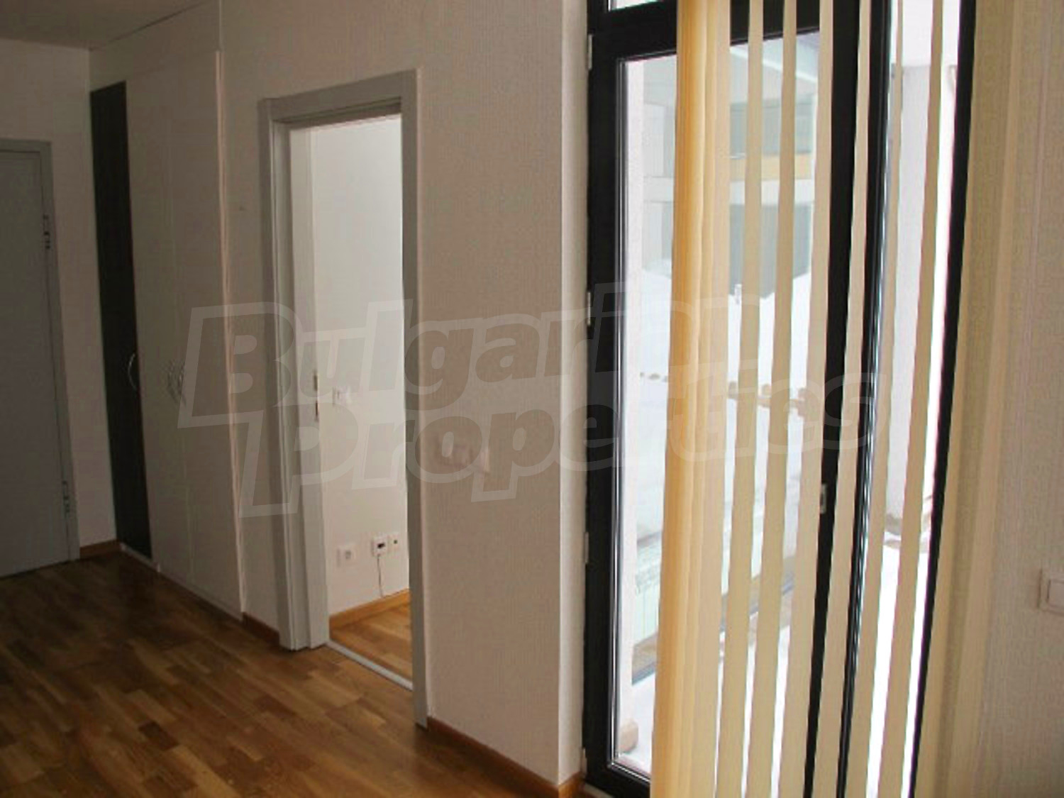 Gallery Picture 17
