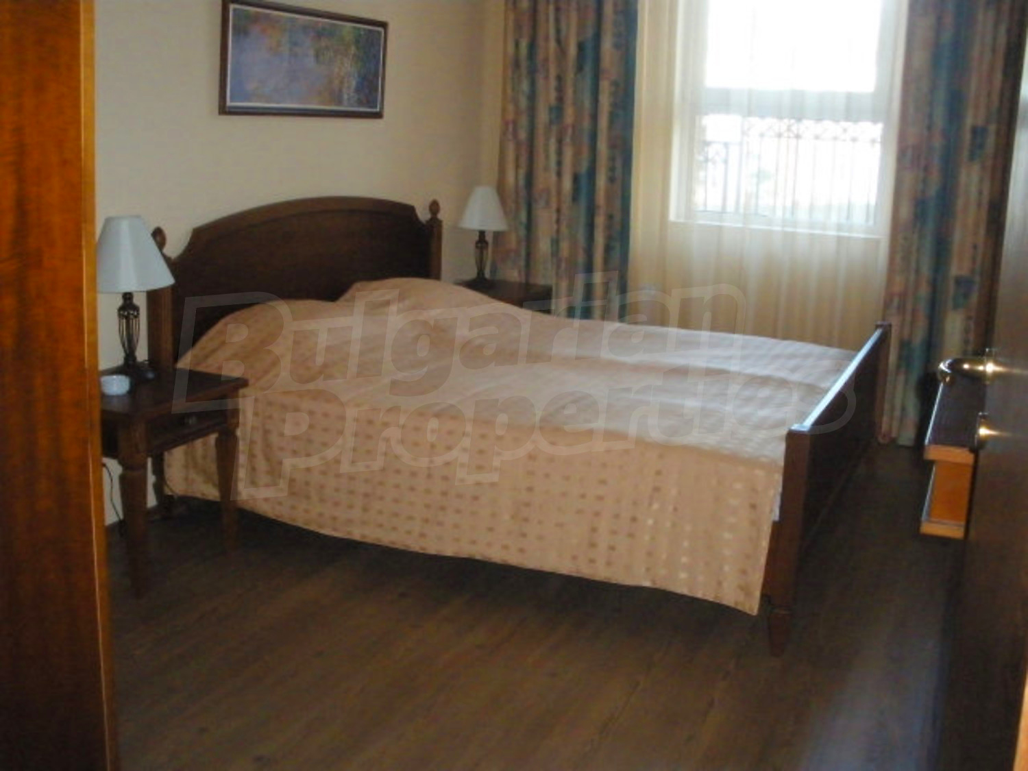 Gallery Picture 10