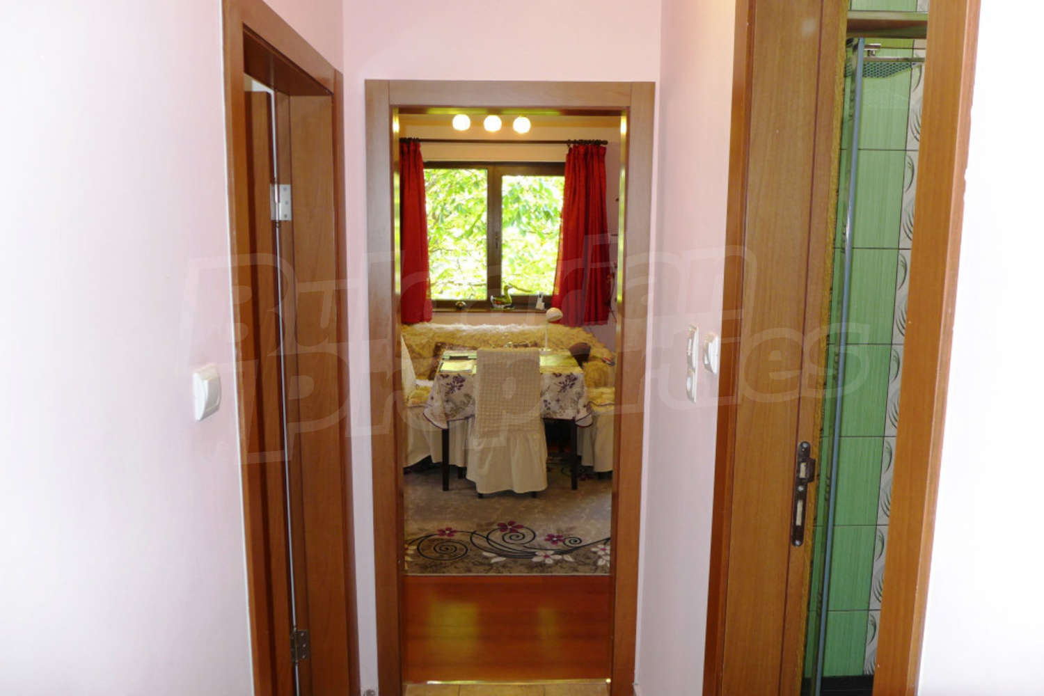 Gallery Picture 8