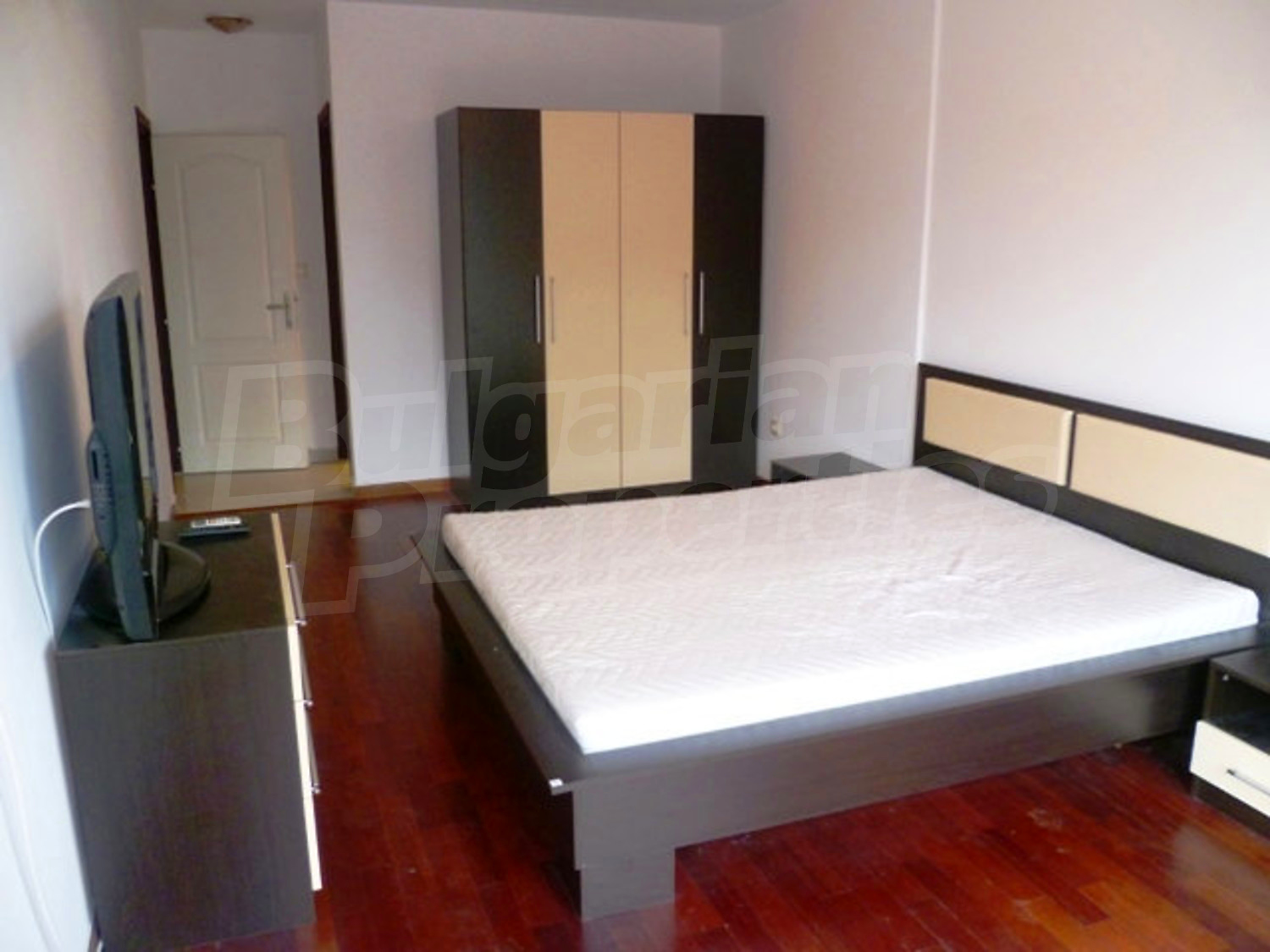 Gallery Picture 11