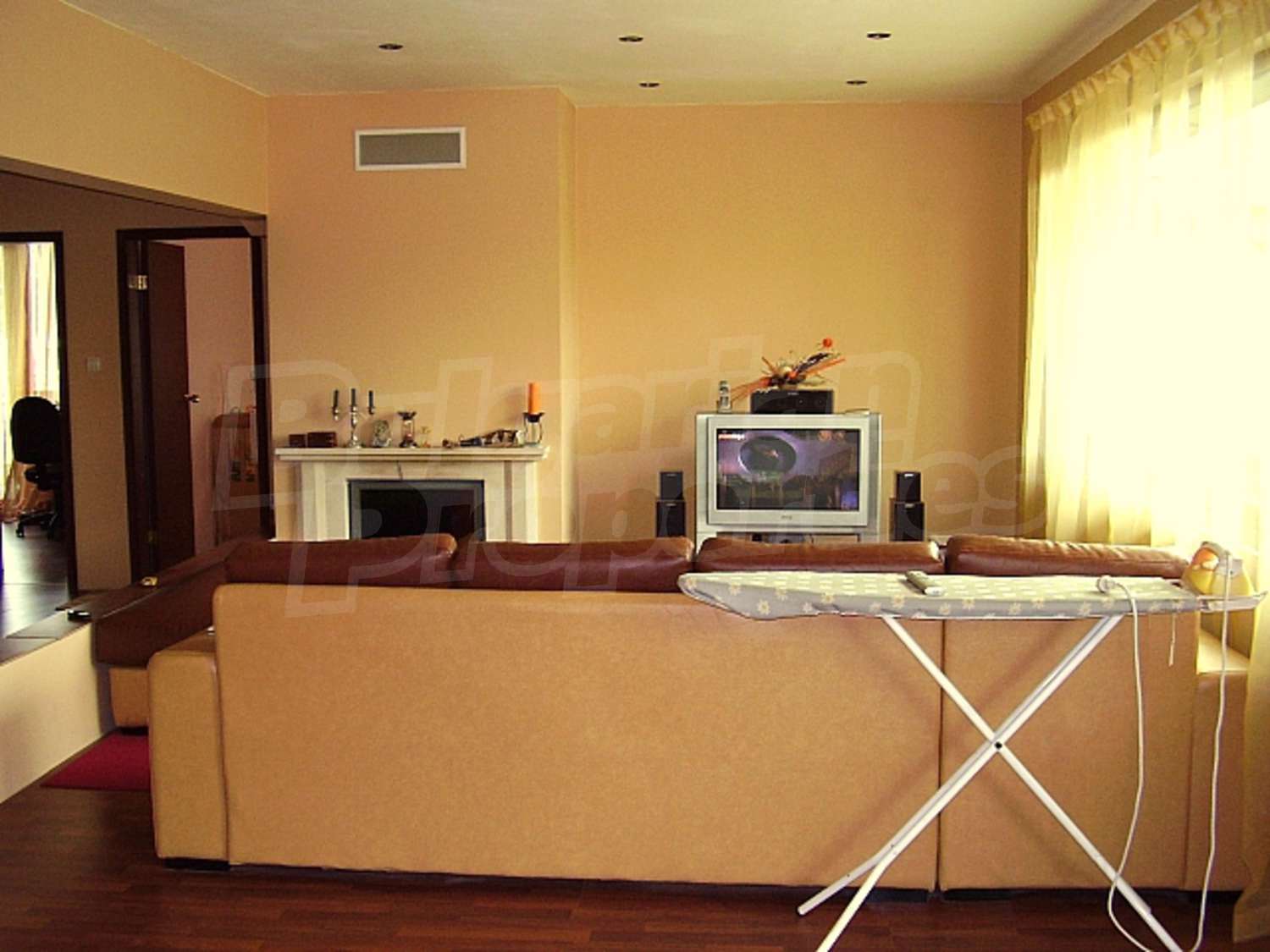 Gallery Picture 11