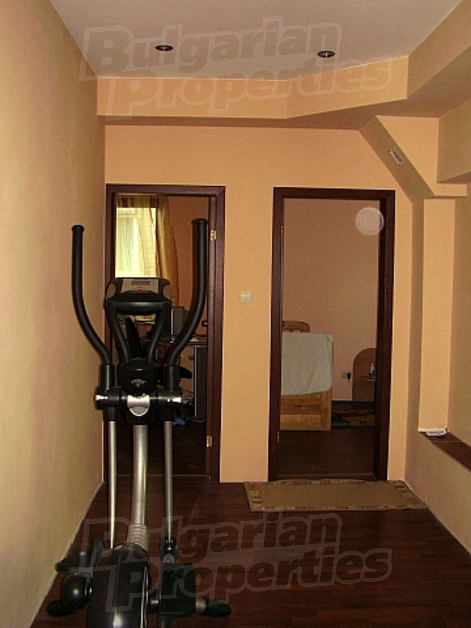 Gallery Picture 12