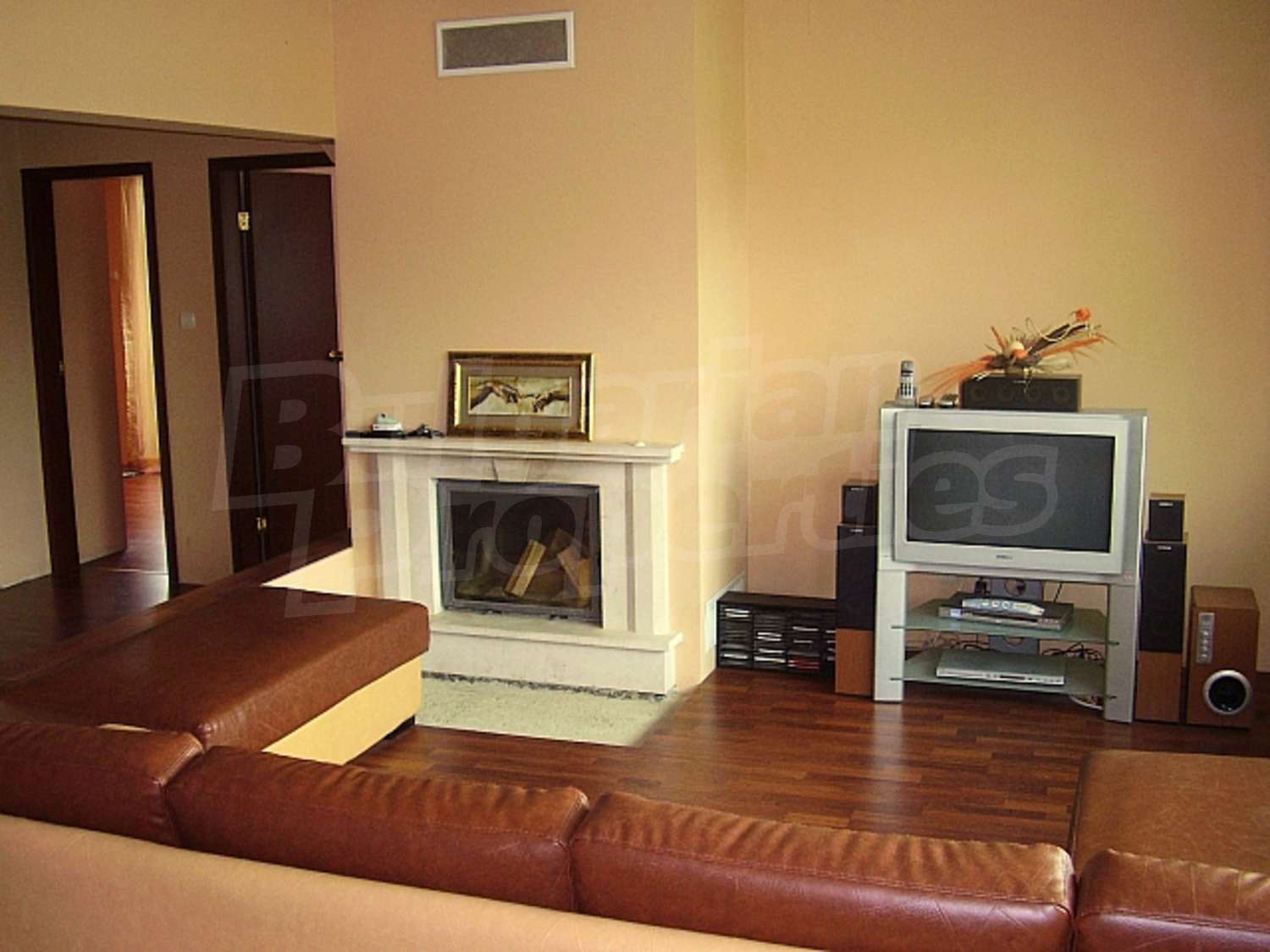 Gallery Picture 3