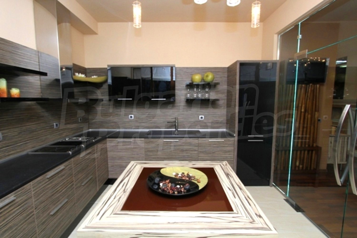 Gallery Picture 18
