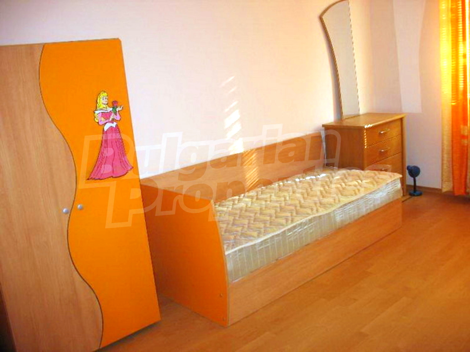 Gallery Picture 6