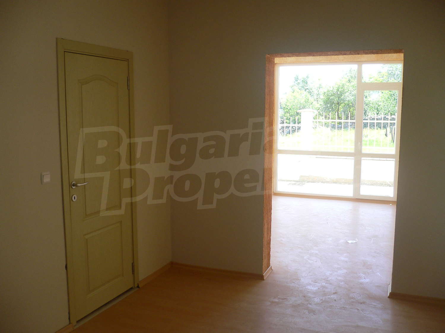 House for sale near Burgas, Bulgaria. Newbuilt house in the village of