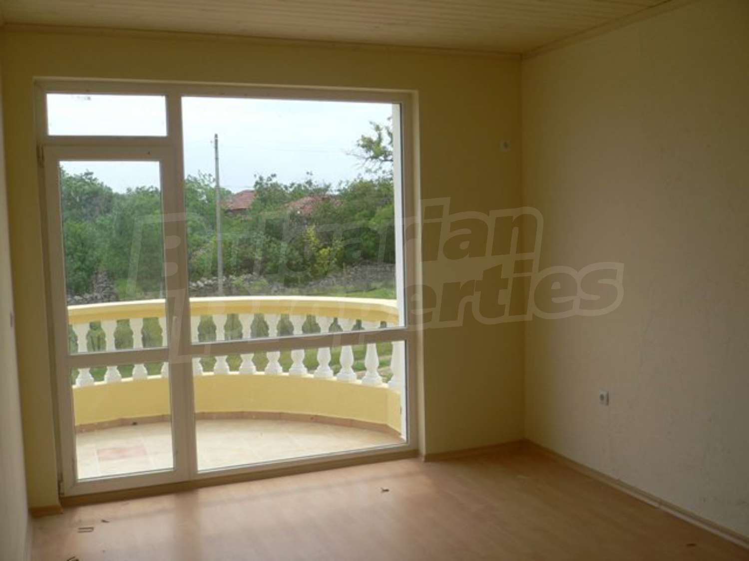 House for sale near Burgas, Bulgaria. Newbuilt house in the village of
